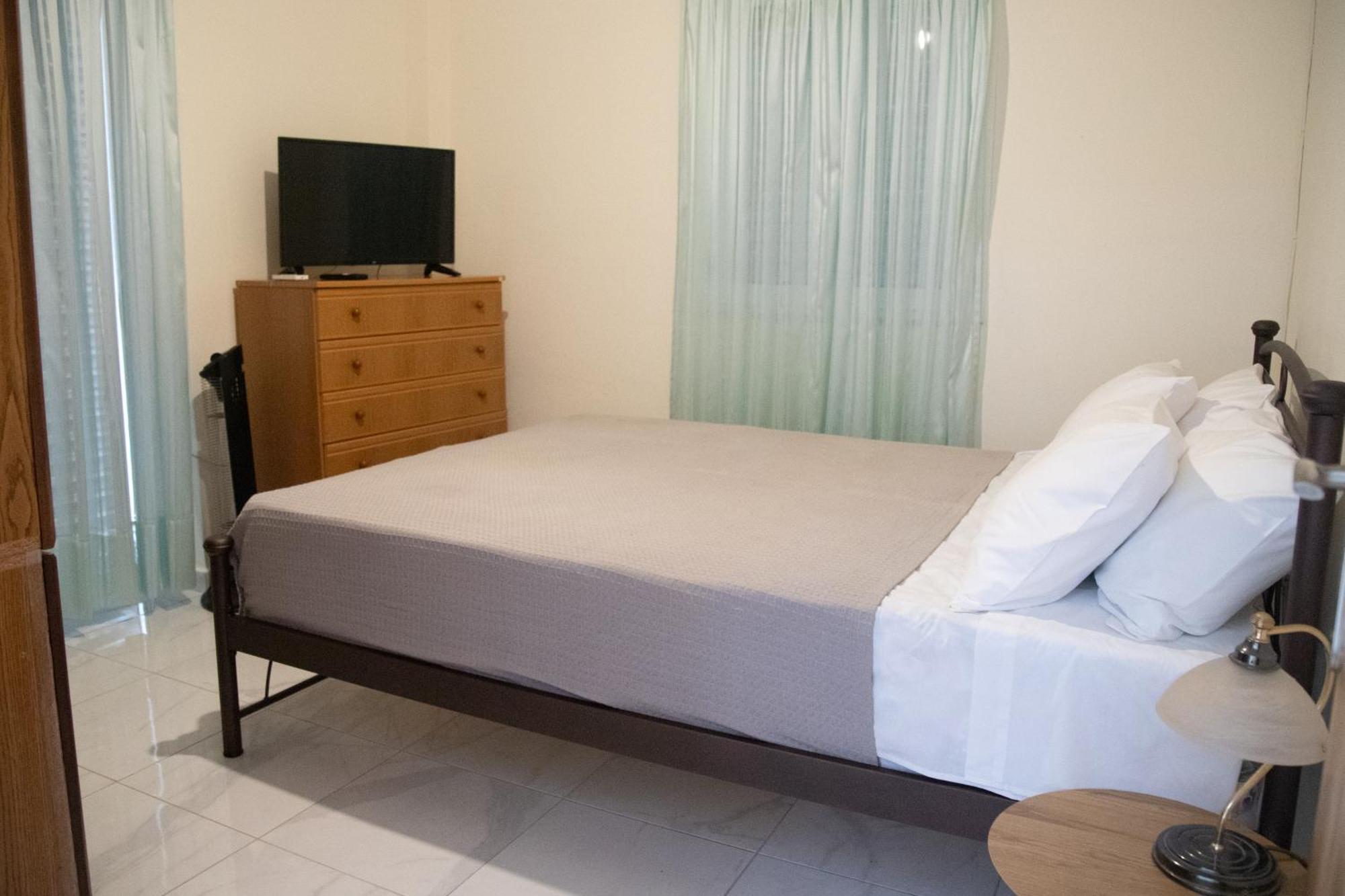 Santis Apartment อาเรโอโปลิส ภายนอก รูปภาพ